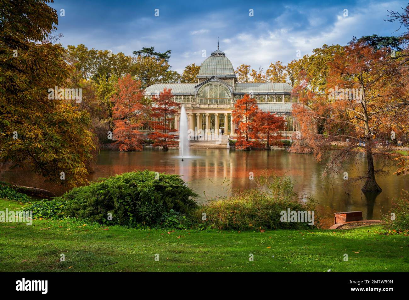 Palacio de Cristal, Buen Retiro Park, Madrid, Spain Stock Photo