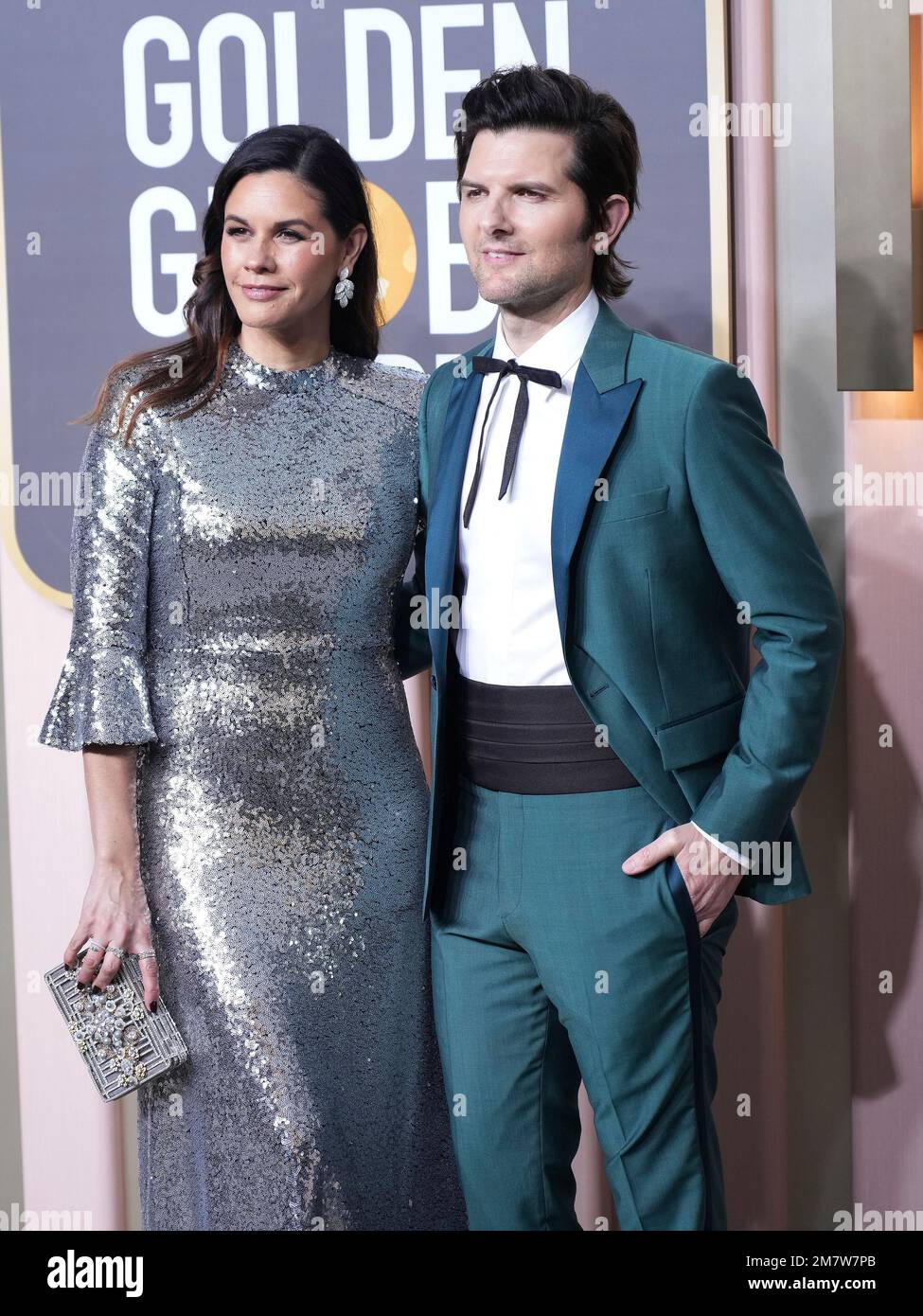 Los Angeles, USA. 10th Jan, 2023. Naomi Scott and Adam Scott arrive at the 80th Annual Golden Globe Awards held at The Beverly Hilton on January 10, 2023 in Los Angeles, CA, USA (Photo by Sthanlee B. Mirador/Sipa USA) Credit: Sipa USA/Alamy Live News Stock Photo