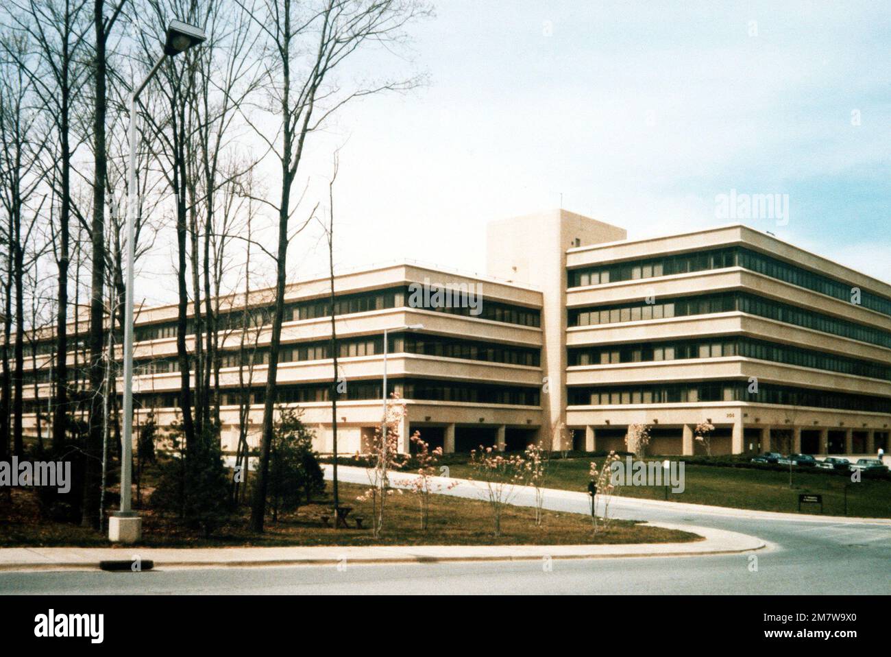 Harry Diamond Laboratories. Base Adelphi State Maryland (MD) Country