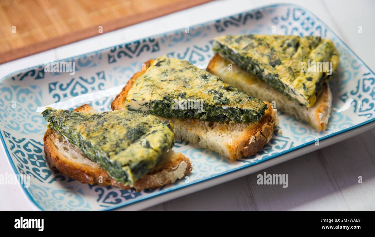 Spanish spinach tortilla hi-res stock photography and images - Alamy