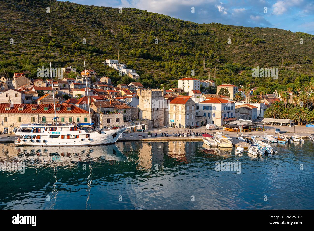 Harbor vis hi-res stock photography and images - Alamy
