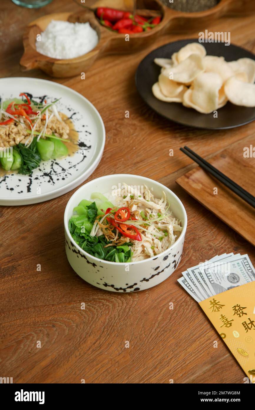 Foods To Eat On Lunar New Year s Eve On The Table With Golden Envelope foods-to-eat-on-lunar-new-year-s-eve-on-the-table-with-golden-envelope