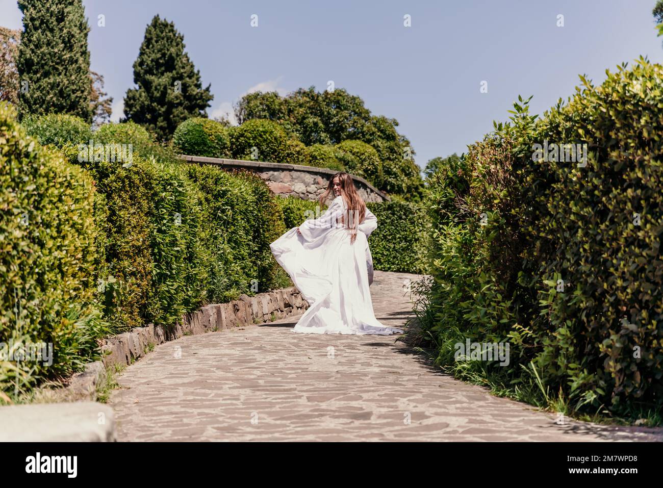 Woman run rear view dress hi-res stock photography and images - Alamy