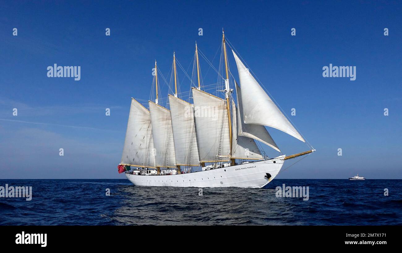 Portuguese schooner Santa Maria Manuela, Torbay race start, 2017 Stock