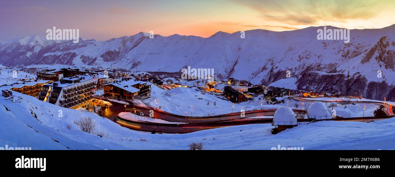 Modern ski apartment exterior hi-res stock photography and images - Alamy