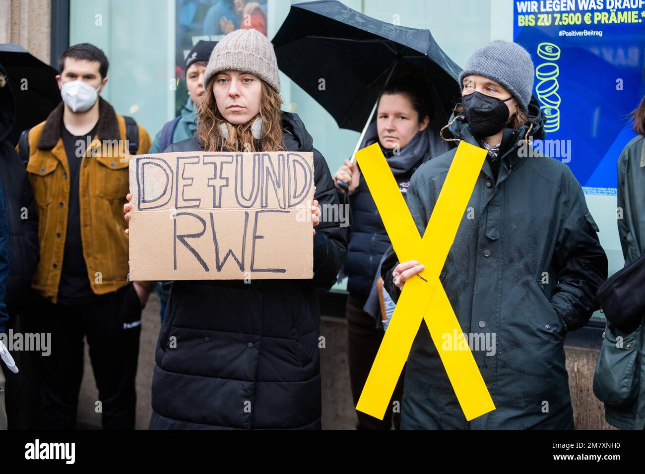 Deutsche bank ii hires stock photography and images Alamy