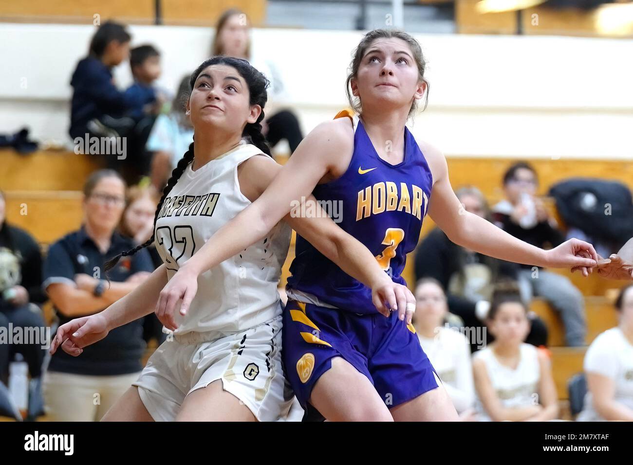 The girls competing during the girls fall high school basketball tournament in Australia Stock Photo