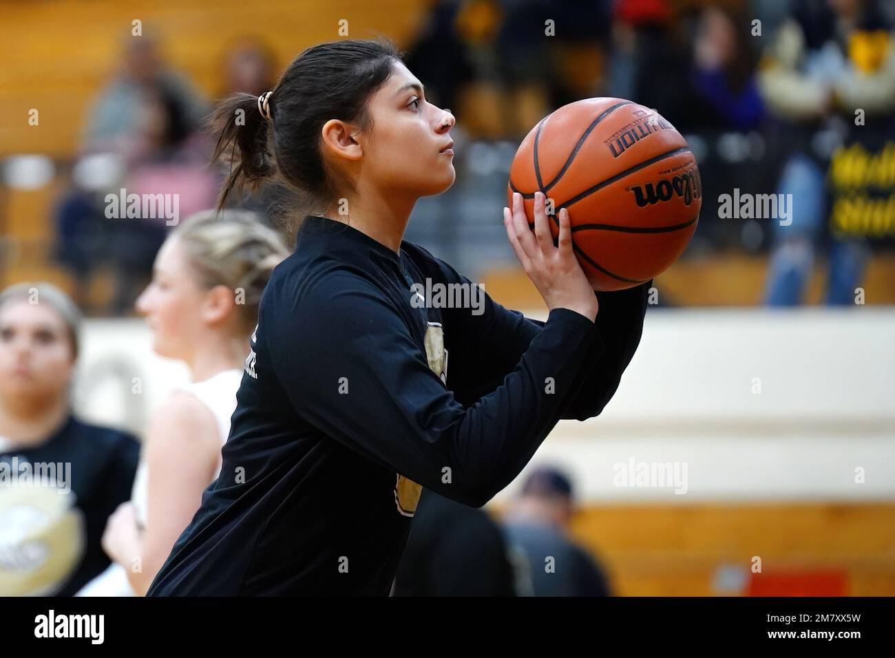 Led by Carleigh Andrews and 6-foot-3 7th grader Kelsi Andrews, Holmes  County cruises into Mississippi 5A girls basketball title game (photos) -  Sports Illustrated High School News, Analysis and More