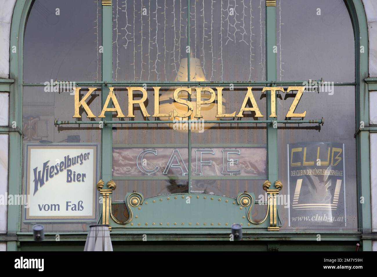 Karlsplatz Metro Station By Otto Wagner. Vienne. Autriche. Europe. Stock Photo