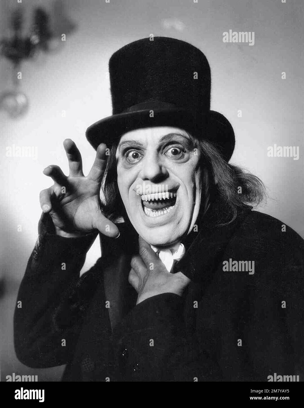 Lon Chaney Lon Chaney as a vampire in "London After Midnight" 1927