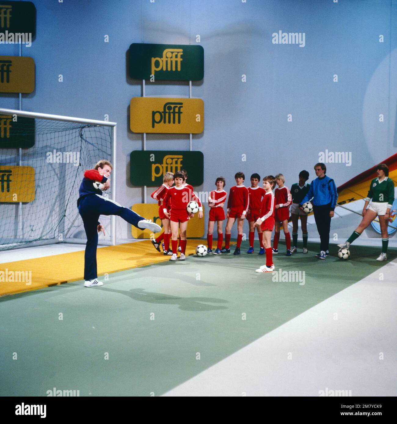 Pfiff, Sportsendung für Kinder, Deutschland 1977 - 1994, 100. Sendung ...
