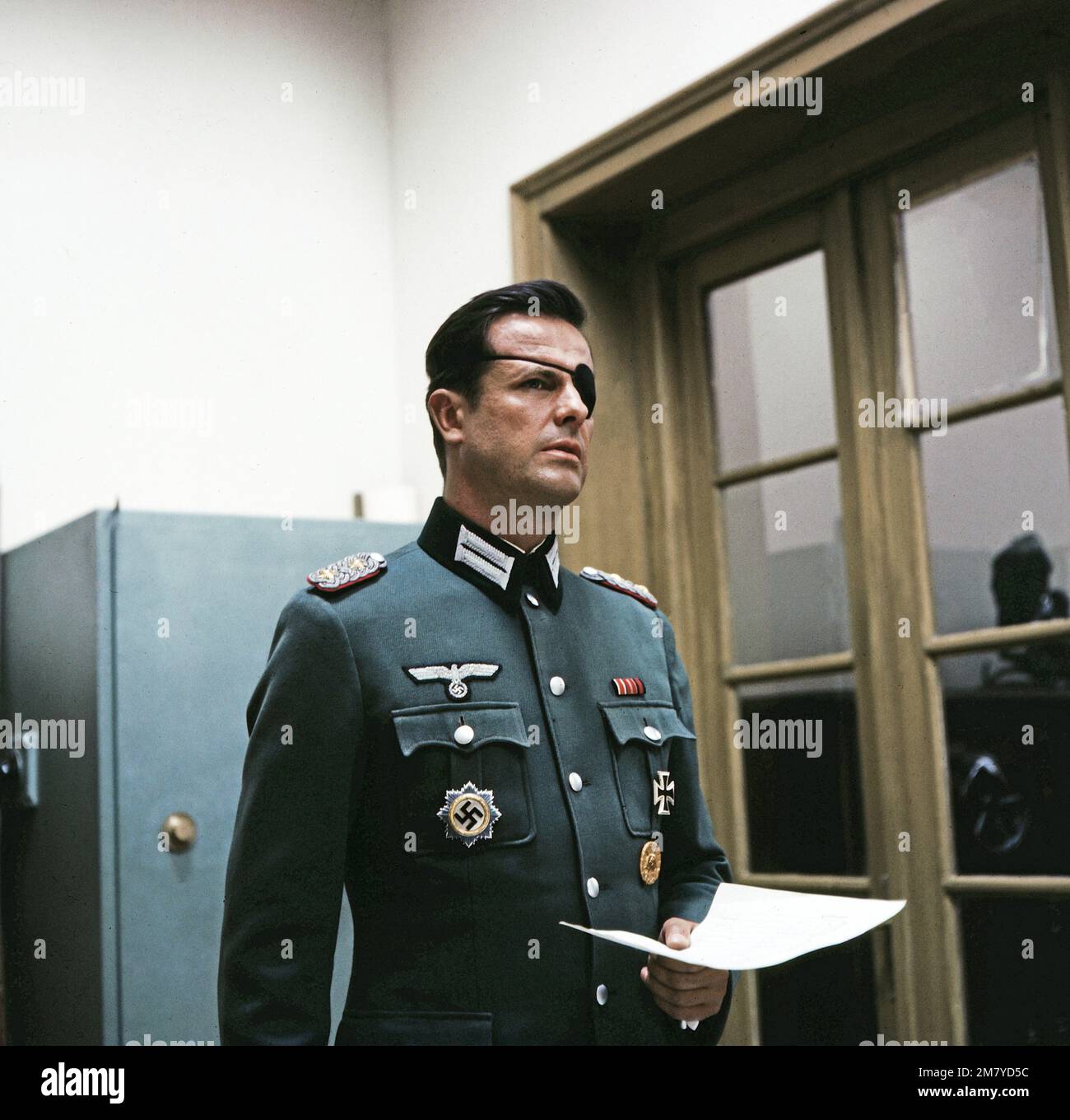 Operation Walküre, Fernsehfilm, Deutschland 1971, Regie: Franz Peter Wirth, Darsteller: Joachim Hansen als Claus Schenk Graf von Stauffenberg Stock Photo