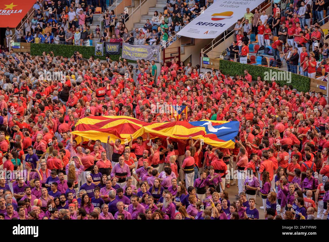 Concurs de Castells de Tarragona 2022 (Tarragona Castells contest). Sunday contest (Tarragona, Catalonia, Spain) ESP Concurso de Castells de Tarragona Stock Photo