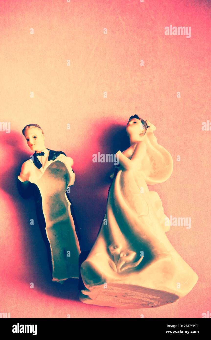 broken porcelain wedding cake toppers figurines of bride and groom