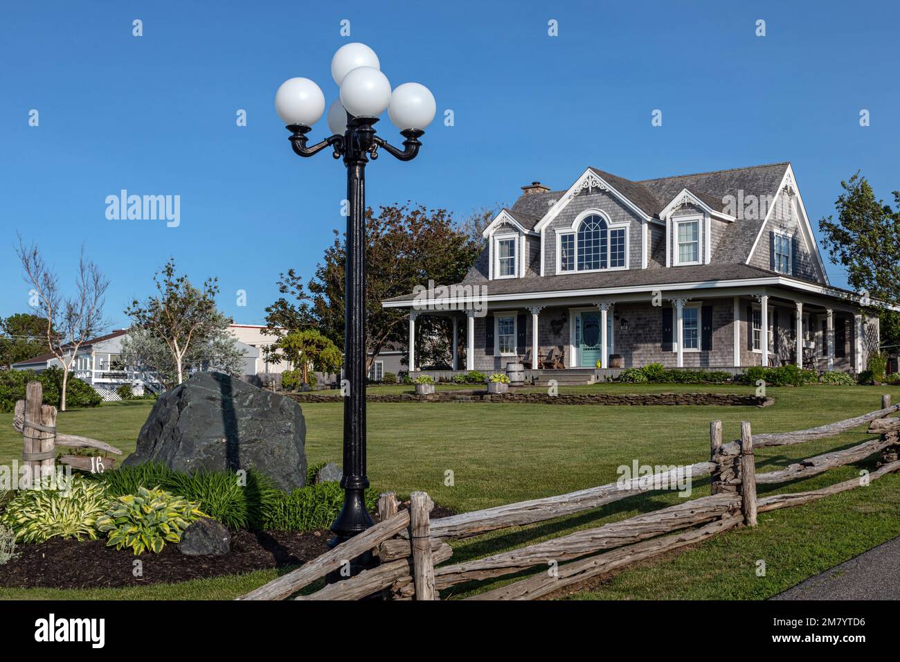 TRADITIONAL PAINTED WOOD HOUSE, CARAQUET, NEW BRUNSWICK, CANADA, NORTH