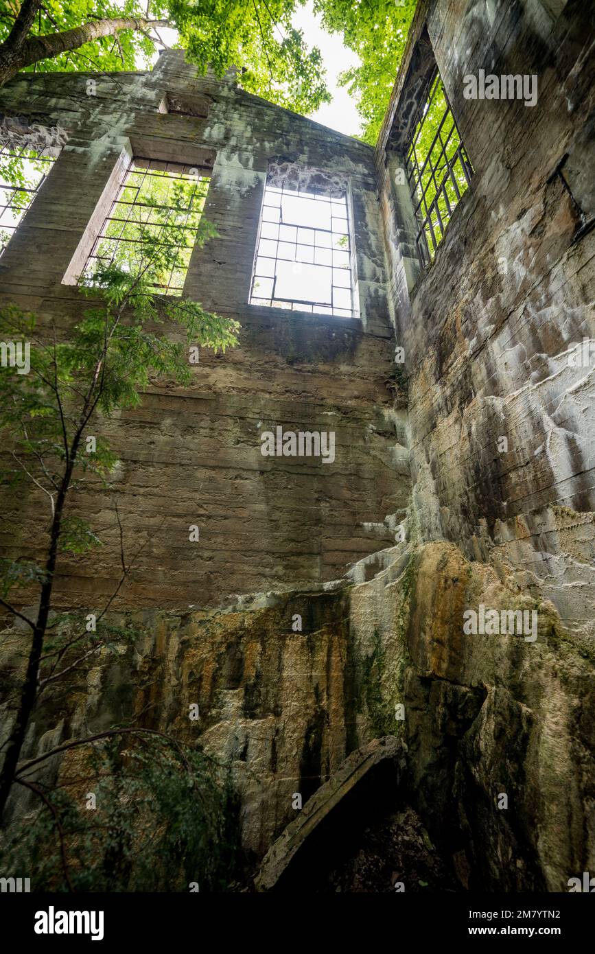 Ruines Carbide Willson, Chelsea, Québec, Canada Stock Photo