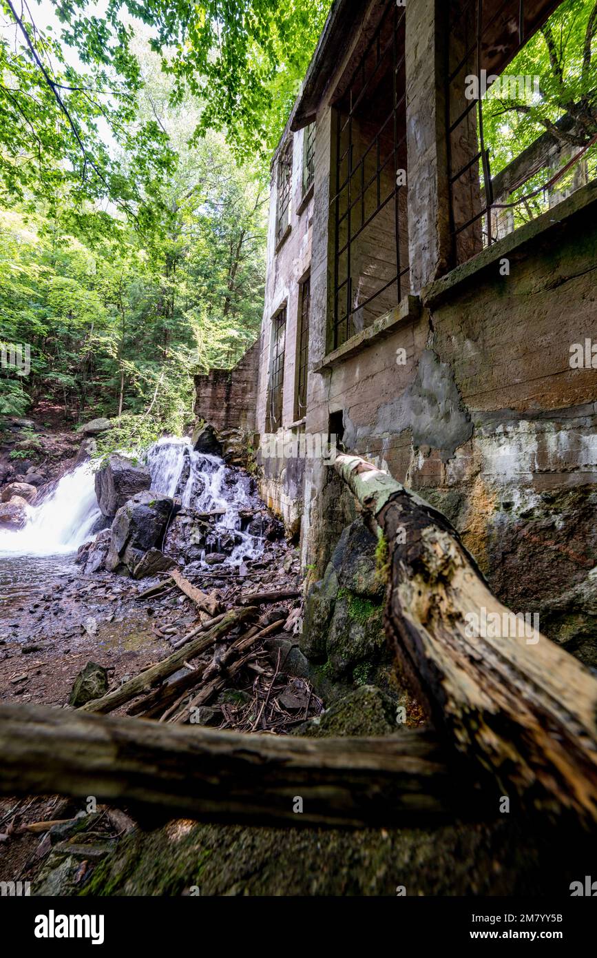 Ruines Carbide Willson, Chelsea, Québec, Canada Stock Photo