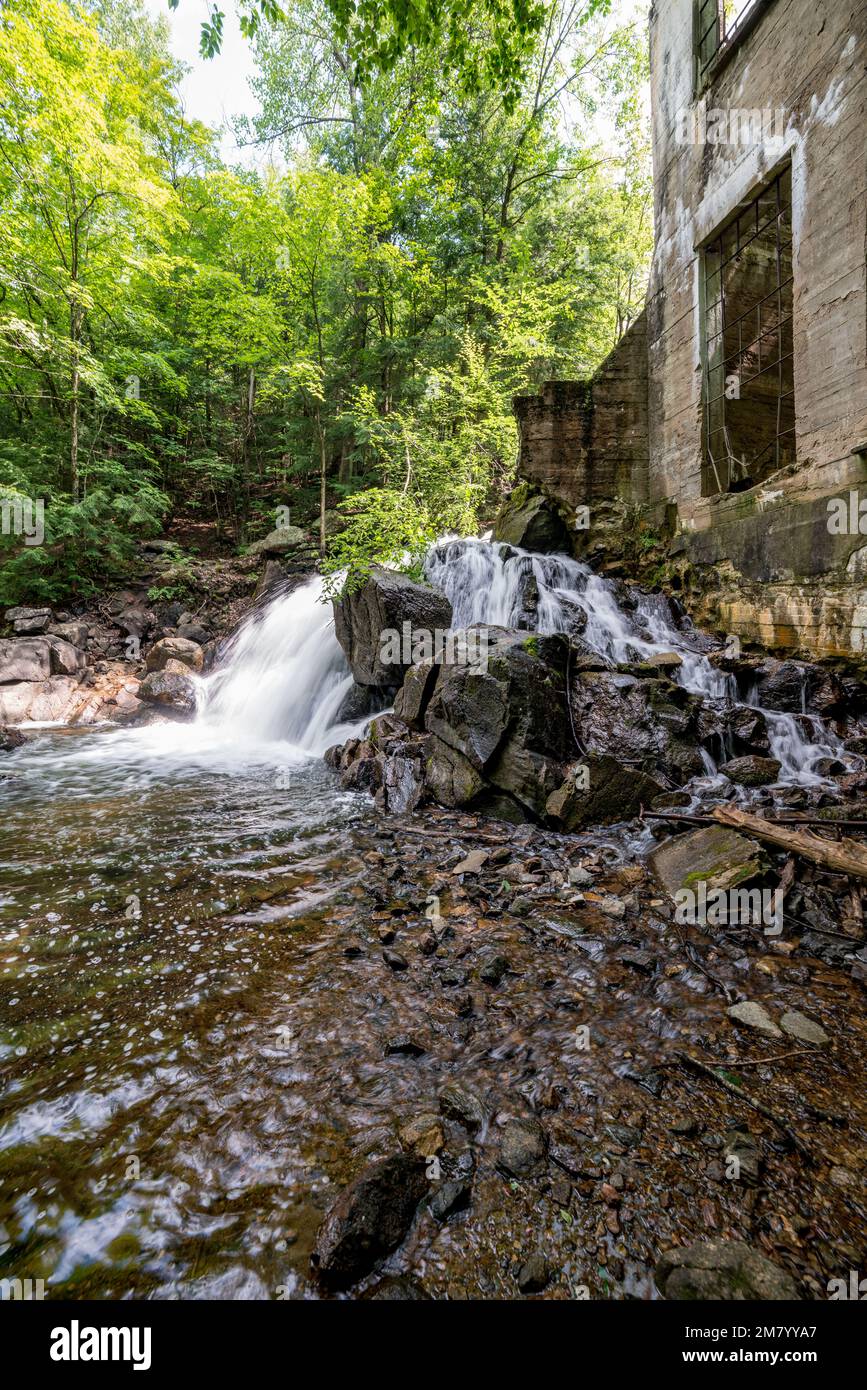 Ruines Carbide Willson, Chelsea, Québec, Canada Stock Photo