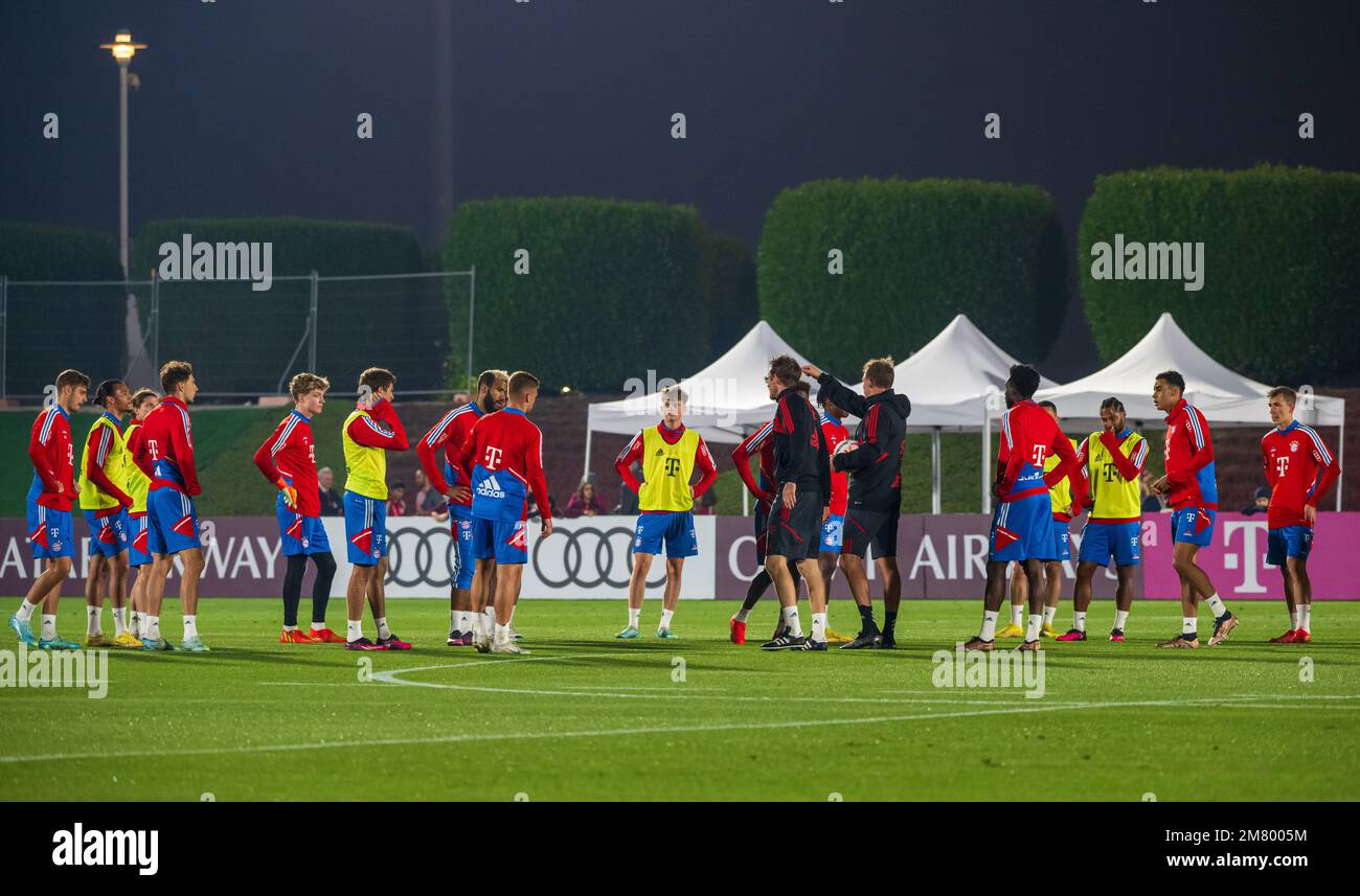 doha-qatar-11th-jan-2023-the-fc-bayern-munich-team-during-a