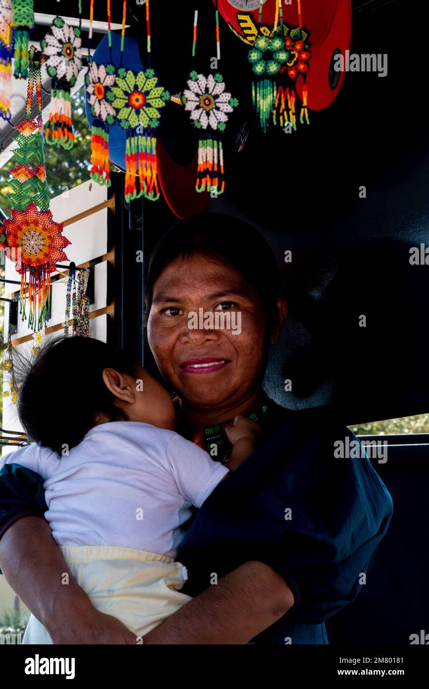 Rainforest indigenous person hi-res stock photography and images - Alamy