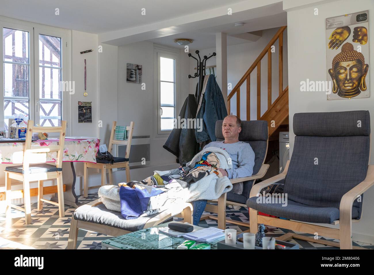 AUTONOMOUS RESIDENT IN HIS APARTMENT, MENTALLY DISABLED ADULT