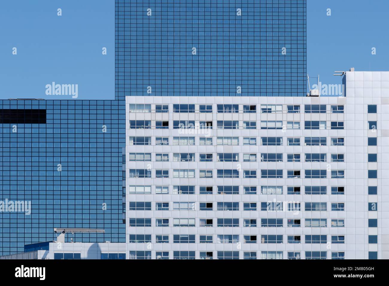 Stunning Front Facade Of High Rise Building Automation image