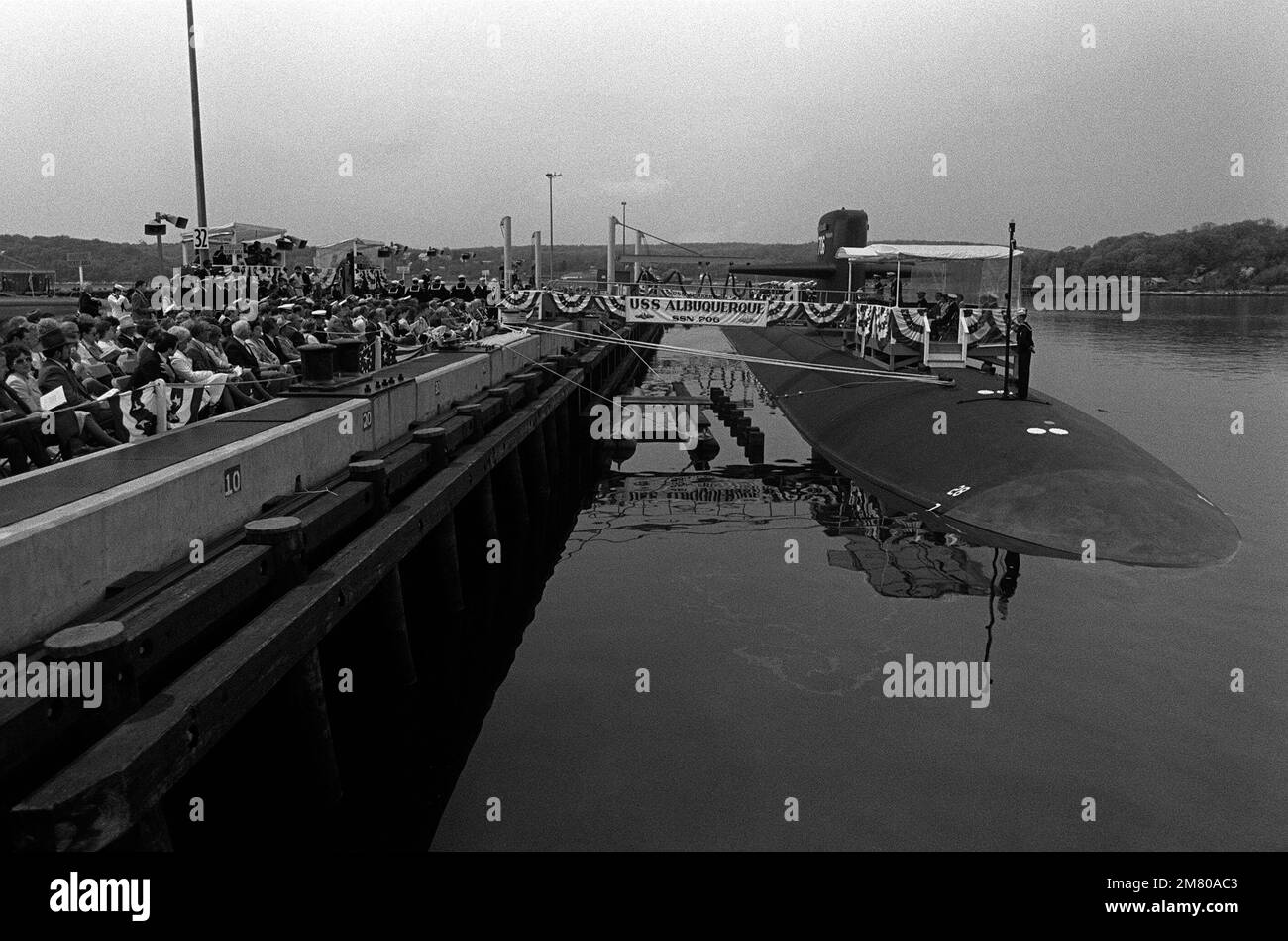 Uss groton Black and White Stock Photos & Images - Alamy