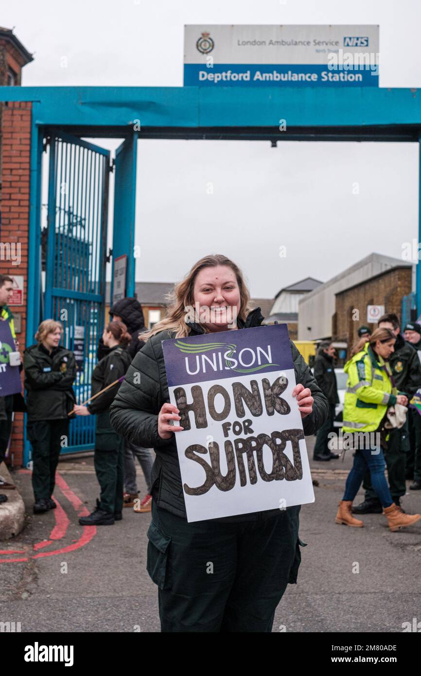 Unison Members 11 Jan 2023, Ambulance Unison members Strike outside The Depford ...
