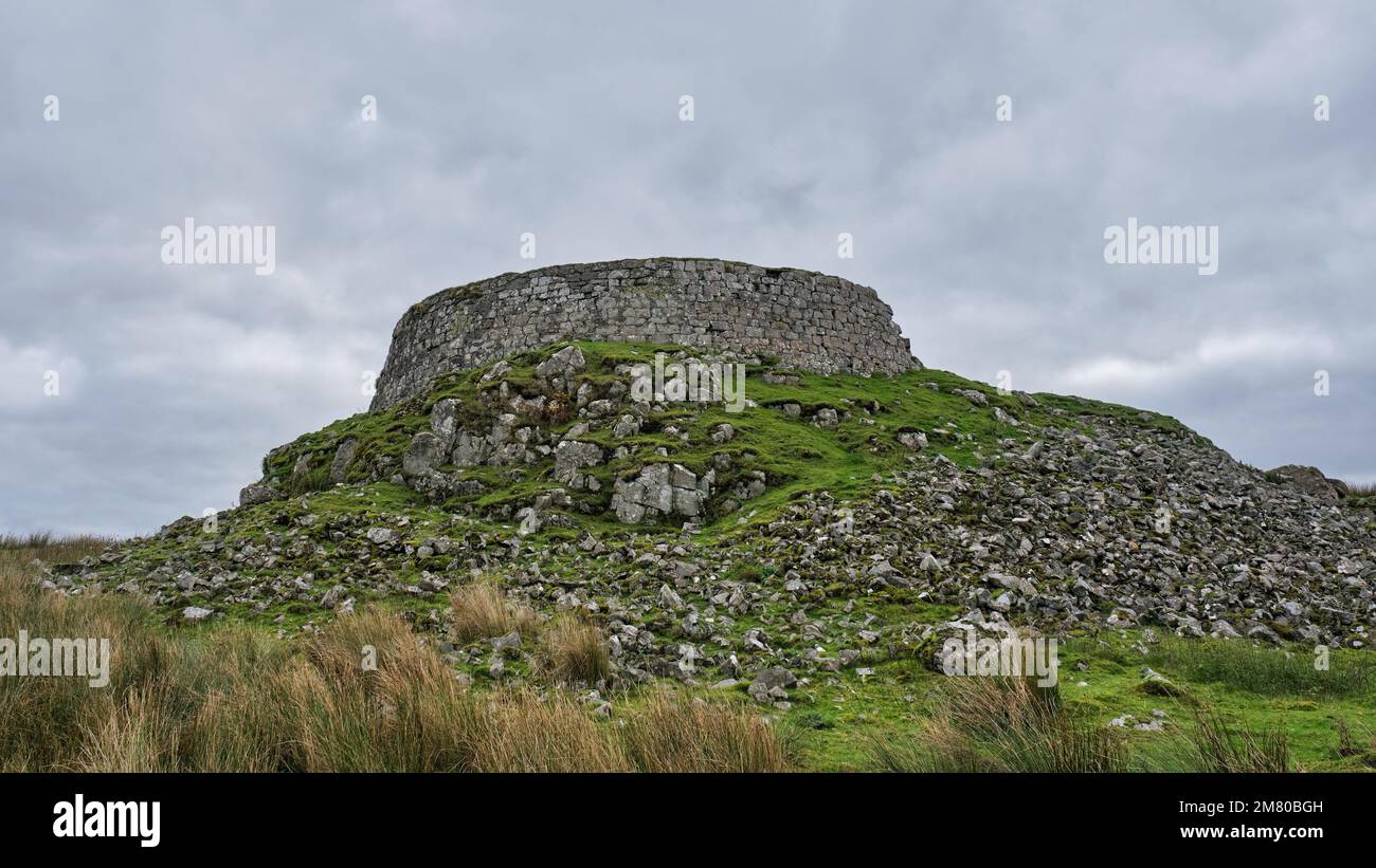 Dun beag broch hi-res stock photography and images - Alamy