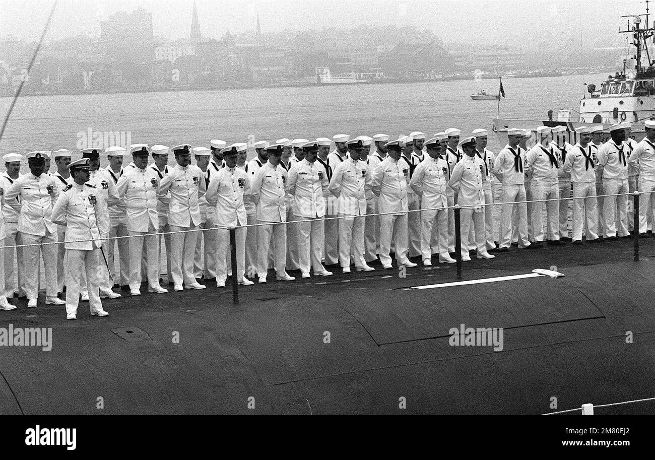 Uss groton Black and White Stock Photos & Images - Alamy