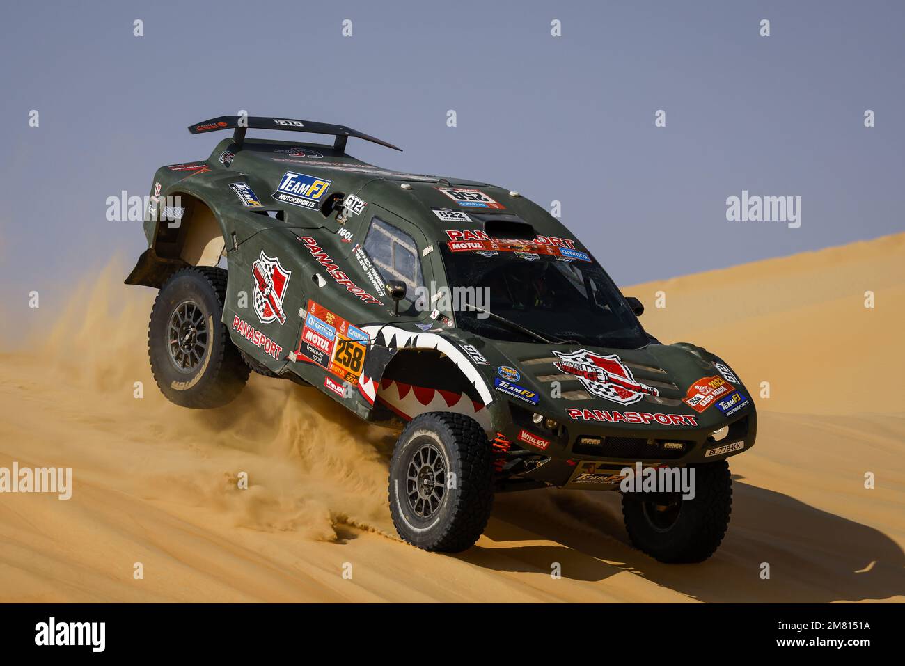 258 PANAGIOTIS Yannick (fra), PANAGIOTIS Valerie (fra), Team FJ, Century , Auto, action during the Stage 10 of the Dakar 2023 between Haradh and Shaybah, on January 11, 2023 in Shaybah, Saudi Arabia - Photo: Julien Delfosse/DPPI/LiveMedia Stock Photo