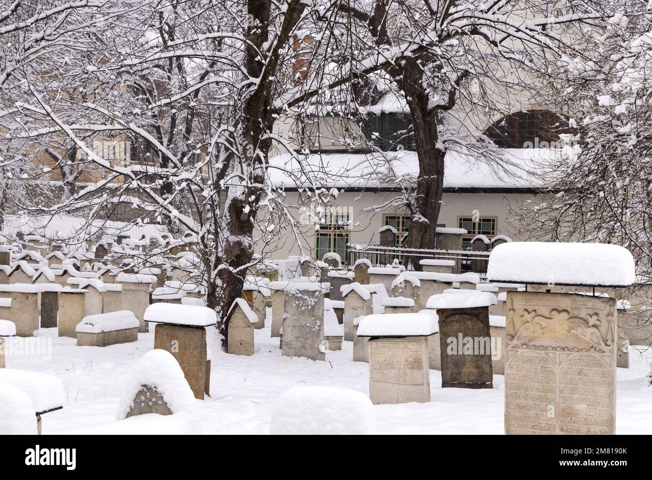Krakow Synagogue - Remuh Synagogue and Cemetery, in winter snow, the Jewish Quarter, Krakow Poland Europe Stock Photo