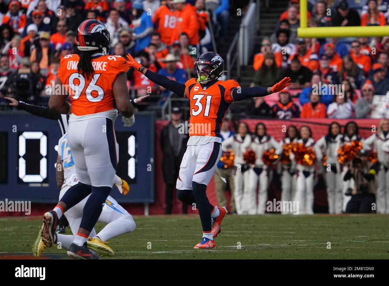 Denver Broncos safety Justin Simmons (31) against the Los Angeles ...