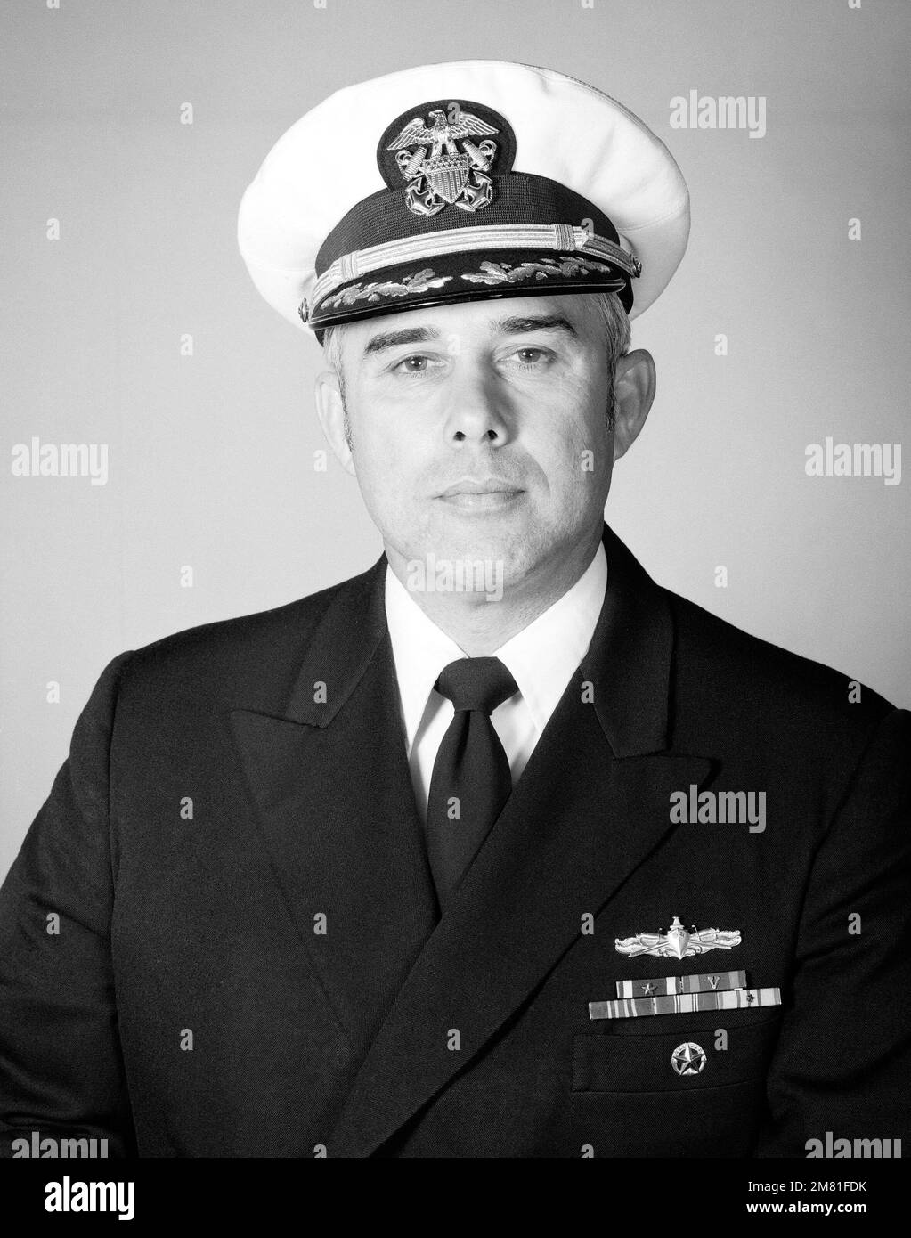 Navy commander insignia Black and White Stock Photos & Images - Alamy