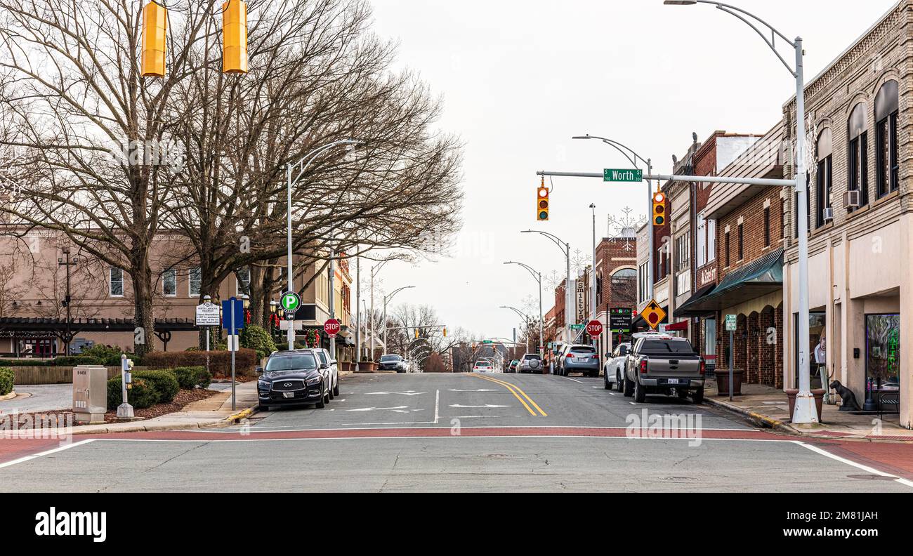 Duckworth street hi-res stock photography and images - Alamy