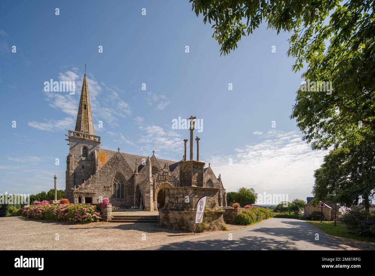 Kirche Notre Dame Unserer lieben Frau der Barmherzigkeit, Runan Bretagne Stock Photo