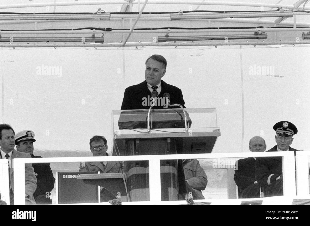 Uss groton Black and White Stock Photos & Images - Alamy