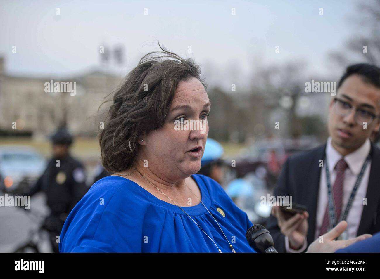 Capitol steps reporters hi-res stock photography and images - Alamy