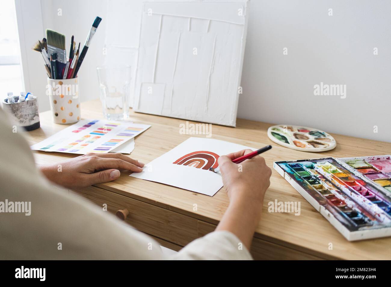 Artist materials painting hi-res stock photography and images - Alamy