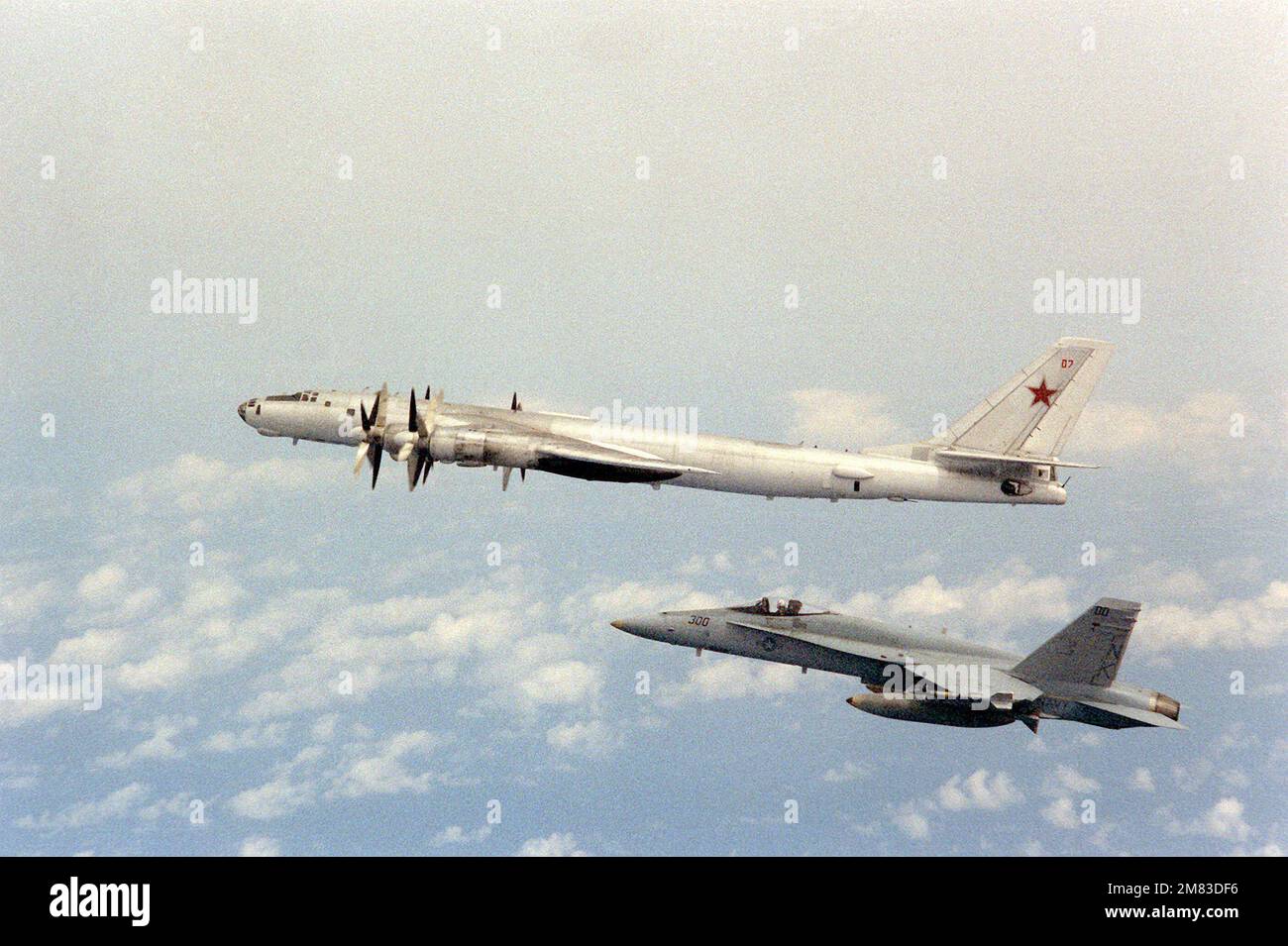 Strike fighter squadron 113 hi-res stock photography and images - Alamy