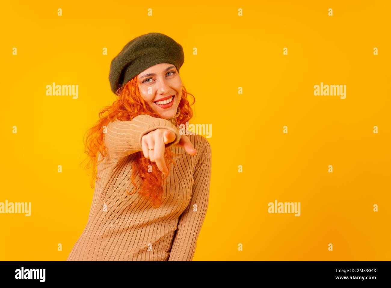 Girl in a yellow beret hi-res stock photography and images - Alamy