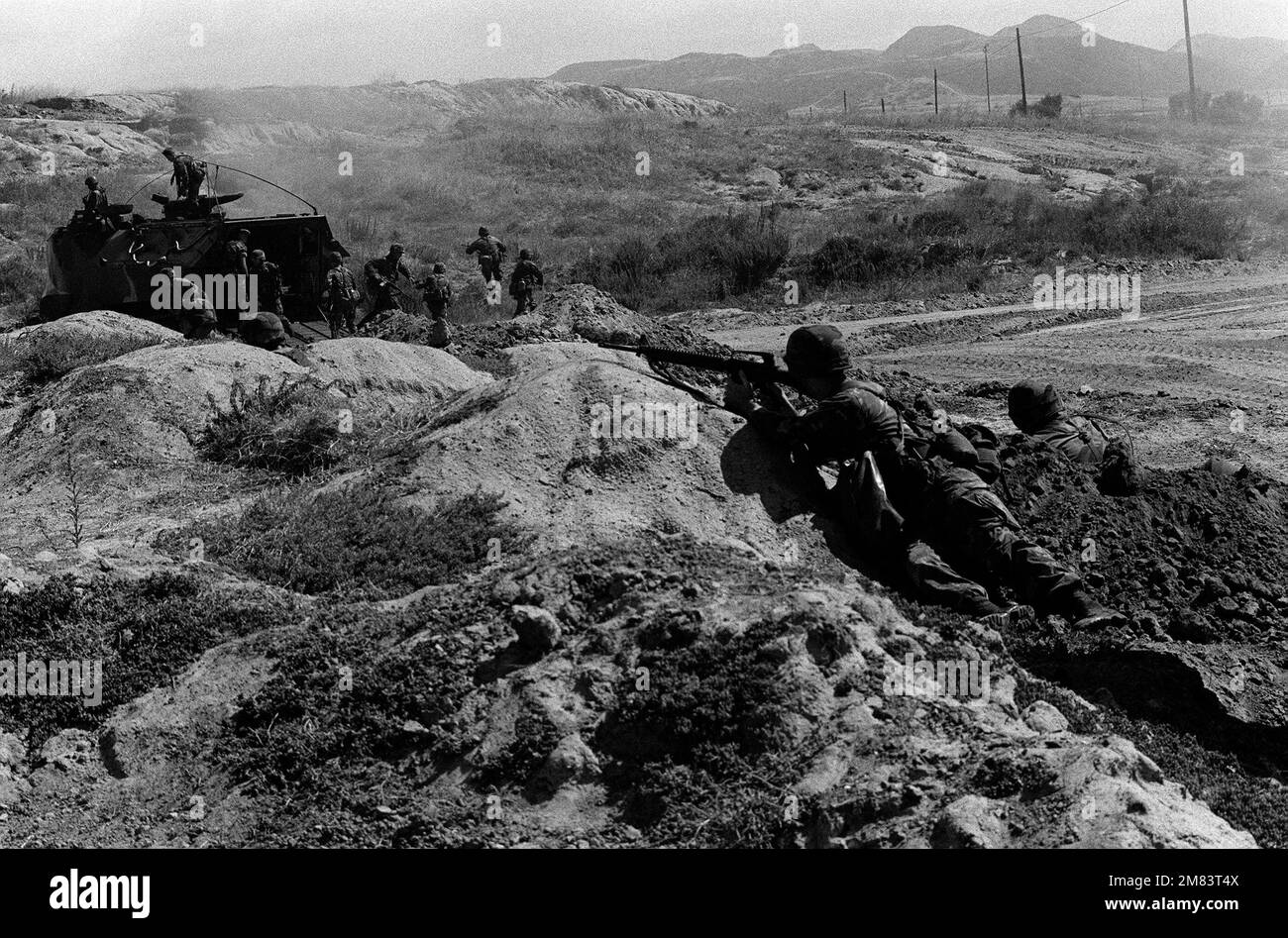 DM-SN-88-07338. Subject Operation/Series: PHIBLEX WEST COAST 4-85 Base: Marine Corps Base Camp Pendleton State: California (CA) Country: United States Of America (USA) Stock Photo