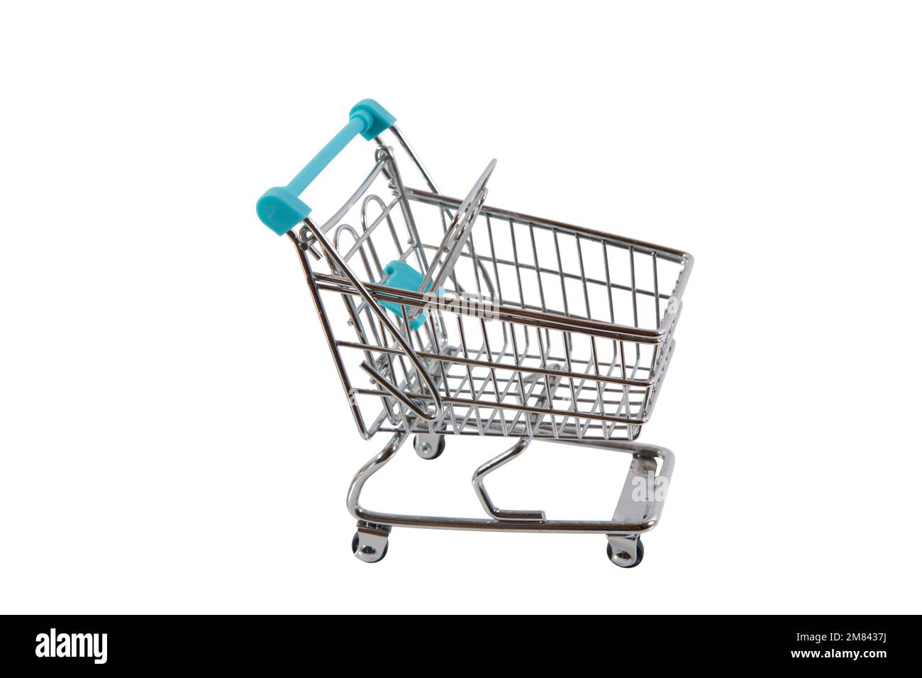 Modell eines Einkaufswagen wie im Supermarkt, hier mit Euroscheinen oder Kleingeld gefüllt. Symbolbild, freigestellt. Stock Photo