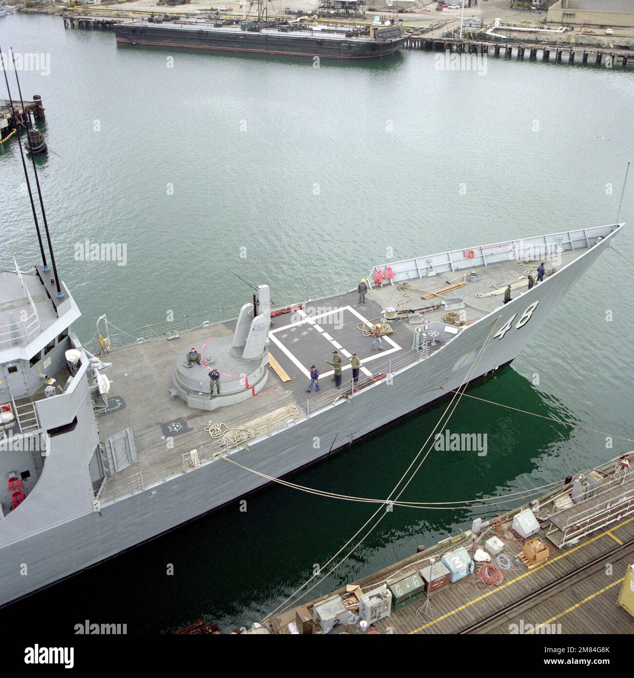 A view of the bow of the guided missile frigate USS VANDEGRIFT (FFG-48) during an inclining test. Base: Los Angeles State: California (CA) Country: United States Of America (USA) Stock Photo