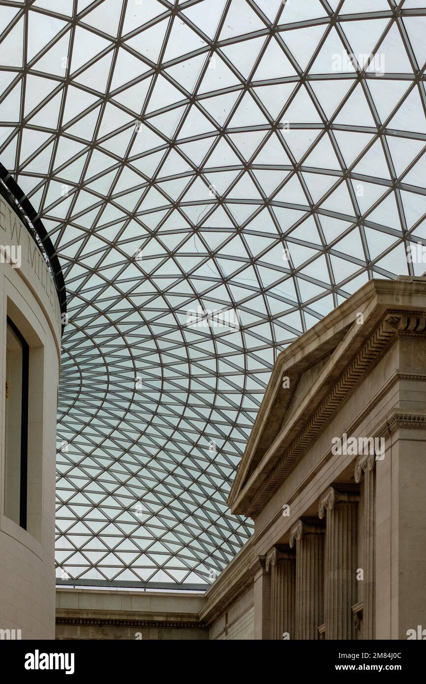 The British Museum futuristic glass ceiling roof Stock Photo