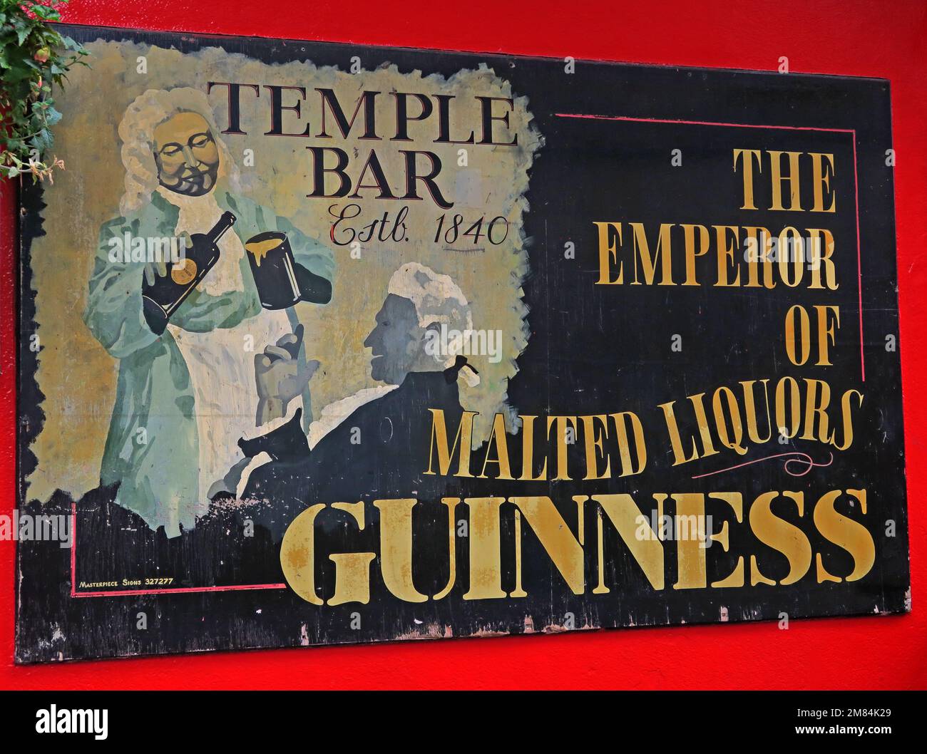 Guinness Emperor of malted liquors, at The Temple Bar, Dublin, Est 1840, 47-48 Temple Bar, Dublin 2, D02 N725, Eire, Ireland Stock Photo