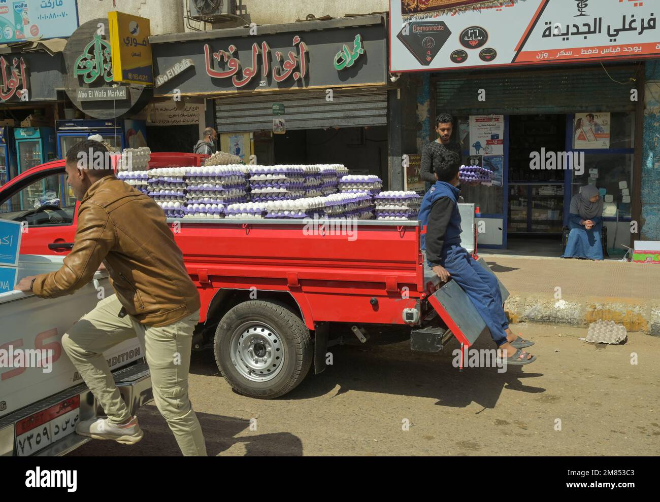 Straßenszene, Handel, Eier, Transport, Qina, Ägypten Stock Photo