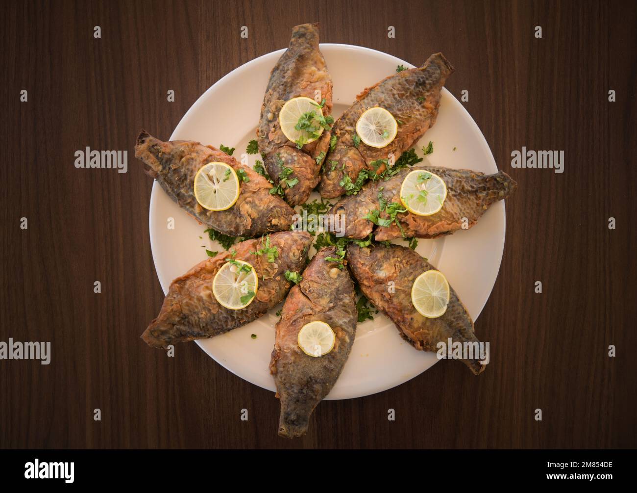 Teller, gebratener Nilfisch, Ägypten Stock Photo