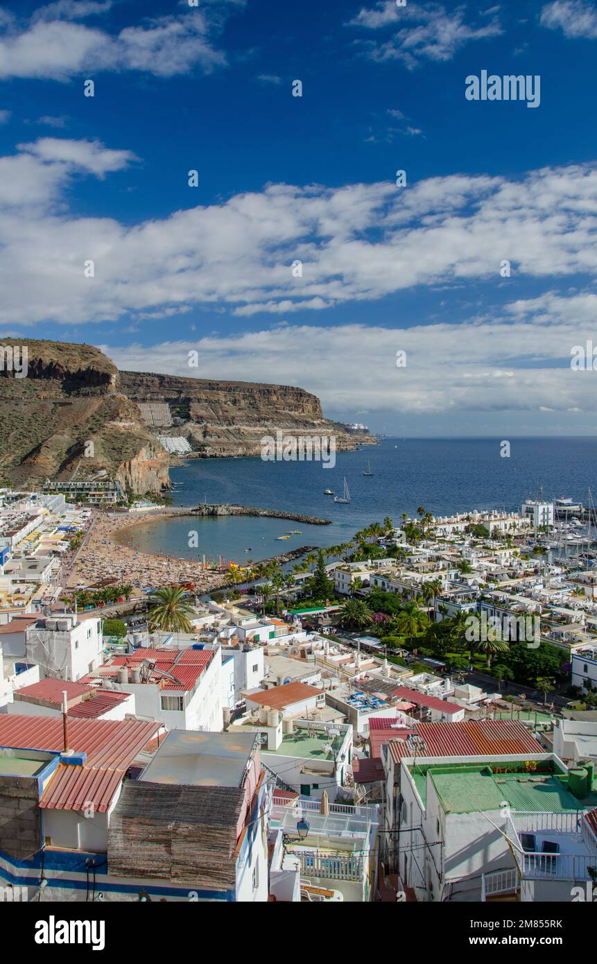 Puerto de mogan fishing village hi-res stock photography and images - Alamy