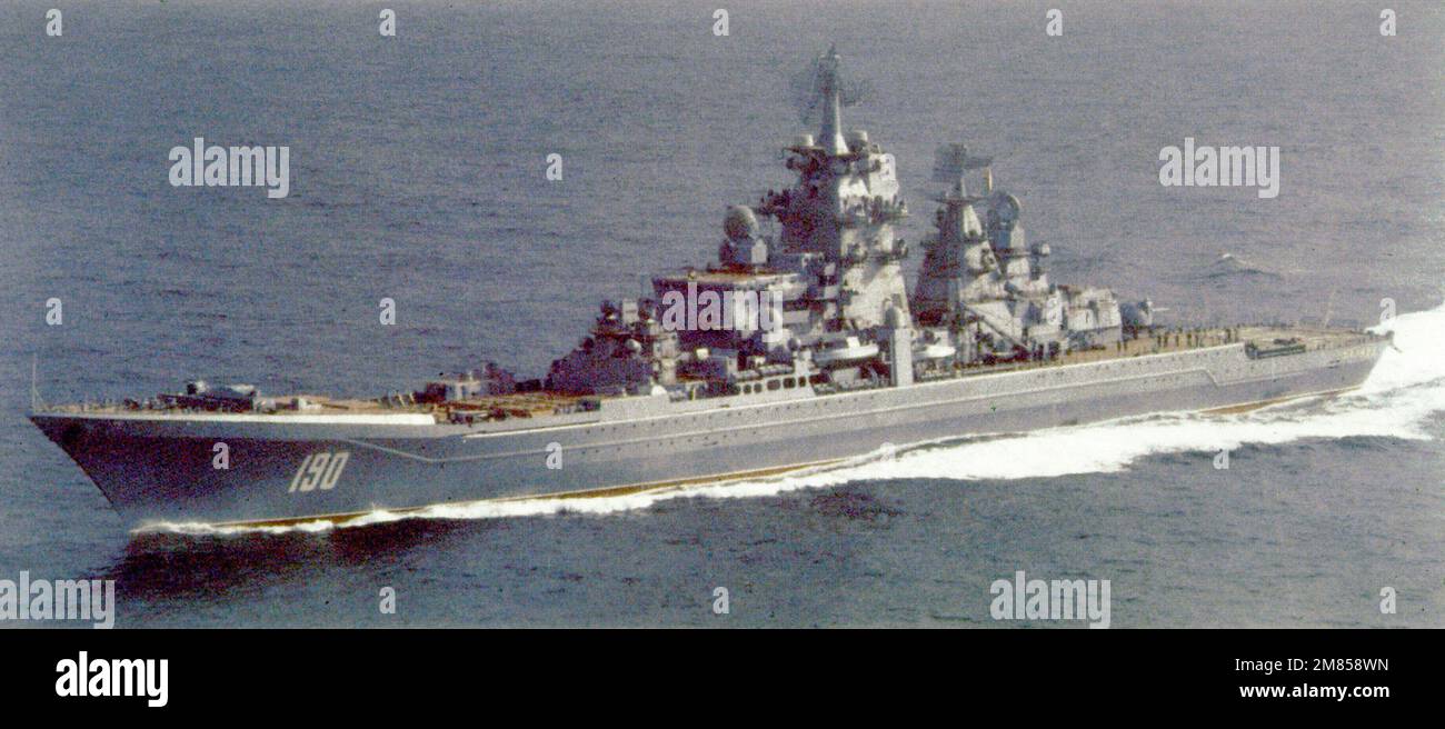 A port bow view of the Soviet Kirov class nuclear-powered guided missile cruiser Frunze underway